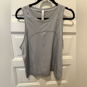 Lululemon workout tank loose fit